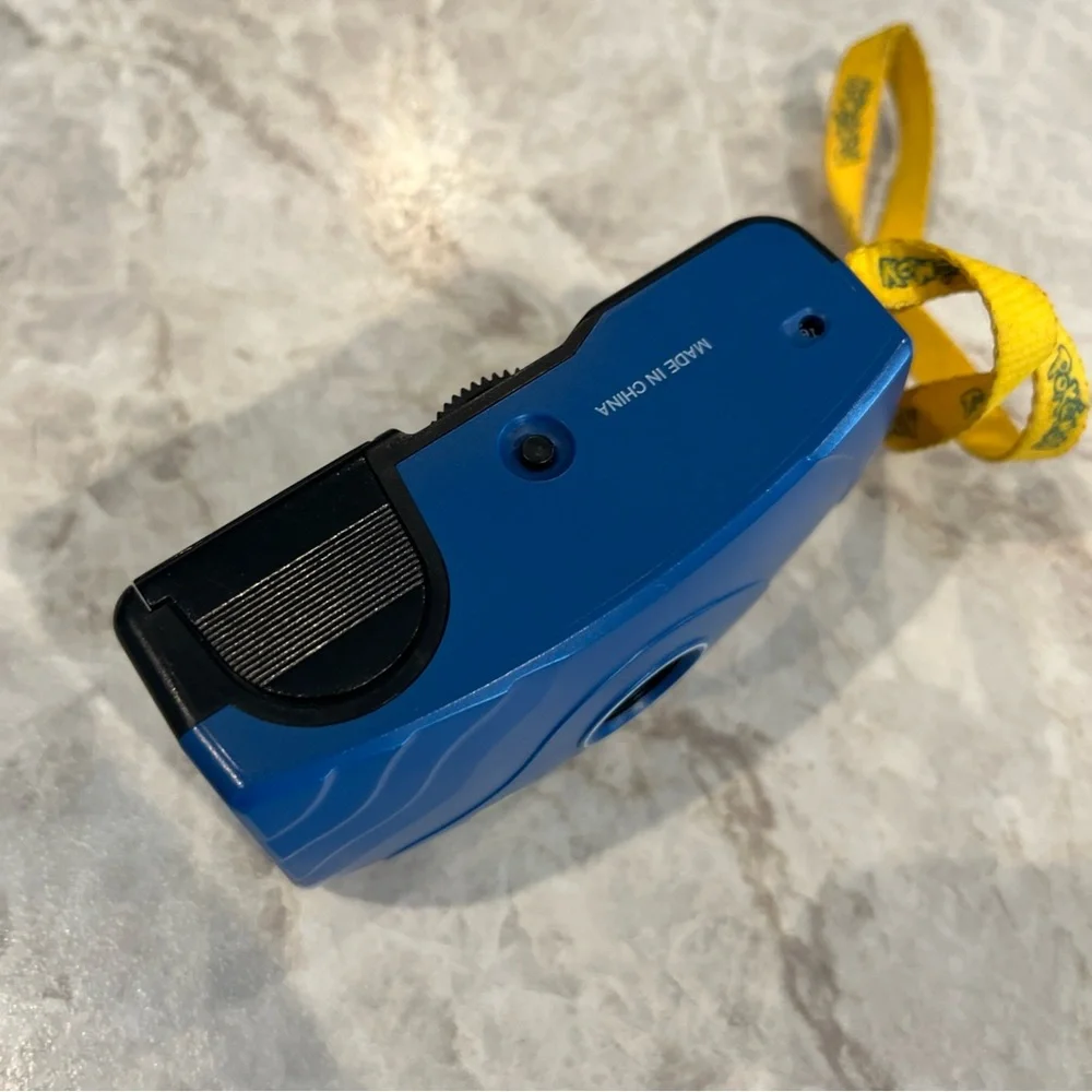Vintage 1999 Pokémon Pikachu Pocket Camera Rare